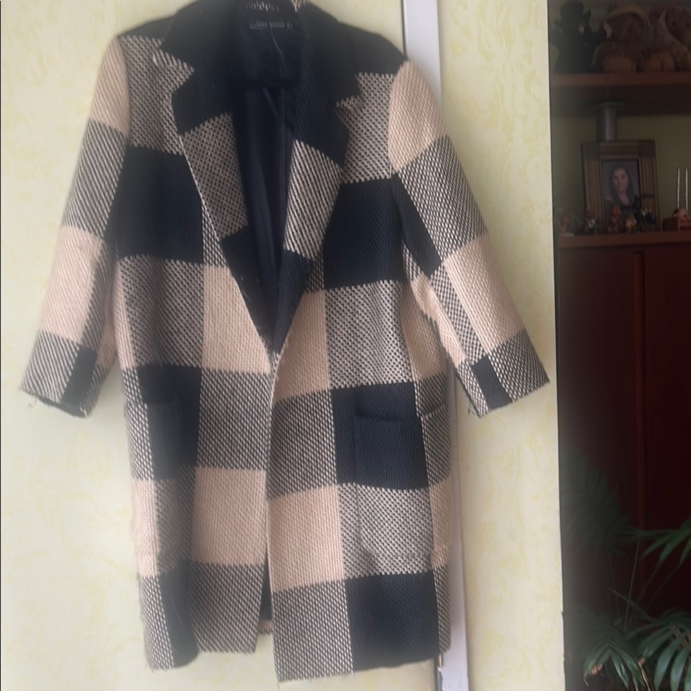 Zara Black and Cream Blazer Modern Patchwork Design Size L